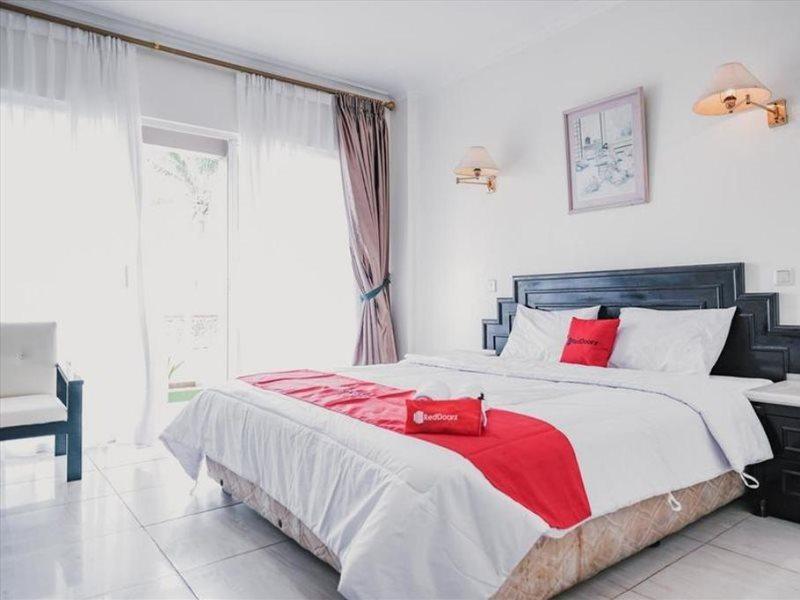 Reddoorz Plus Near Pelabuhan Merak Cilegon Exteriör bild