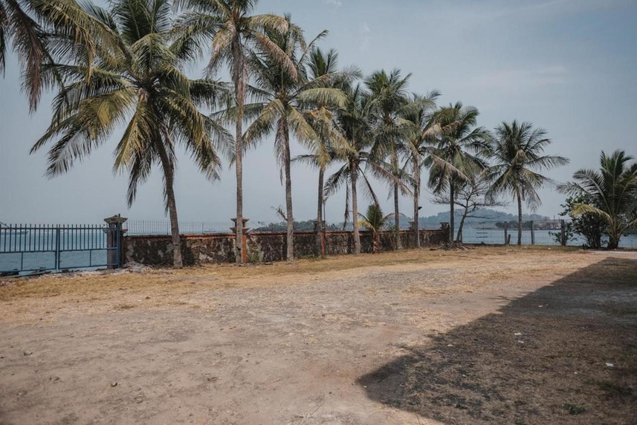 Reddoorz Plus Near Pelabuhan Merak Cilegon Exteriör bild